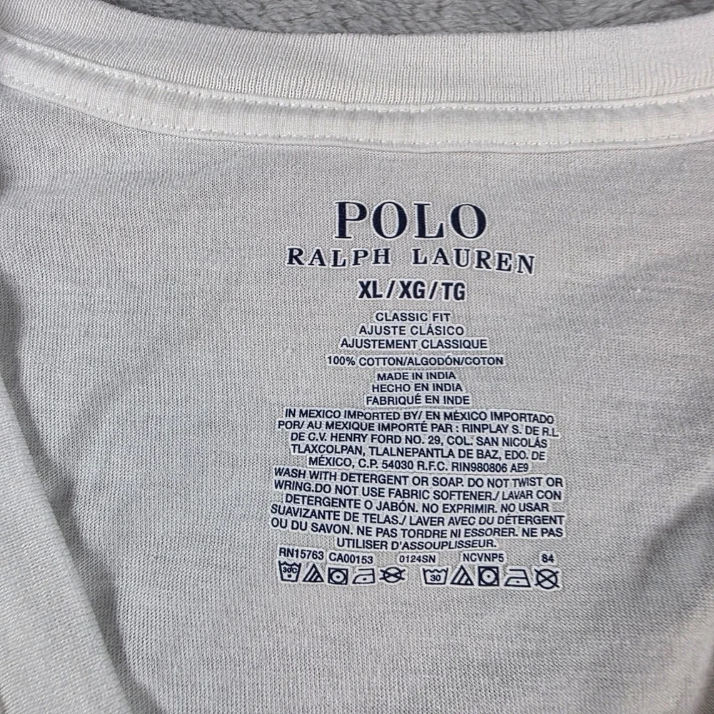 Polo Ralph Lauren Men XL White T-Shirt V-Neck‎ Classic Fit Embroidered Pony